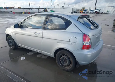 2010 Hyundai Accent Gs z USA, uszkodzony, nr VIN KMHCM3AC5AU171084